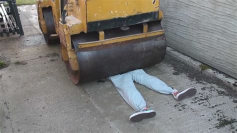 Man gets ran over by a steamroller (aftermath) : r/NSFL